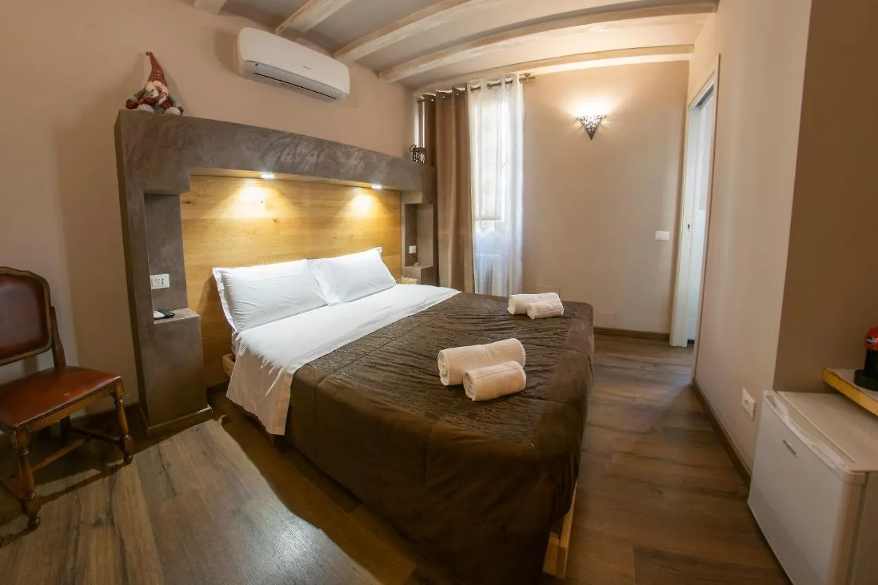 Marconi Rooms Alloggio Segreto Verona Apartment