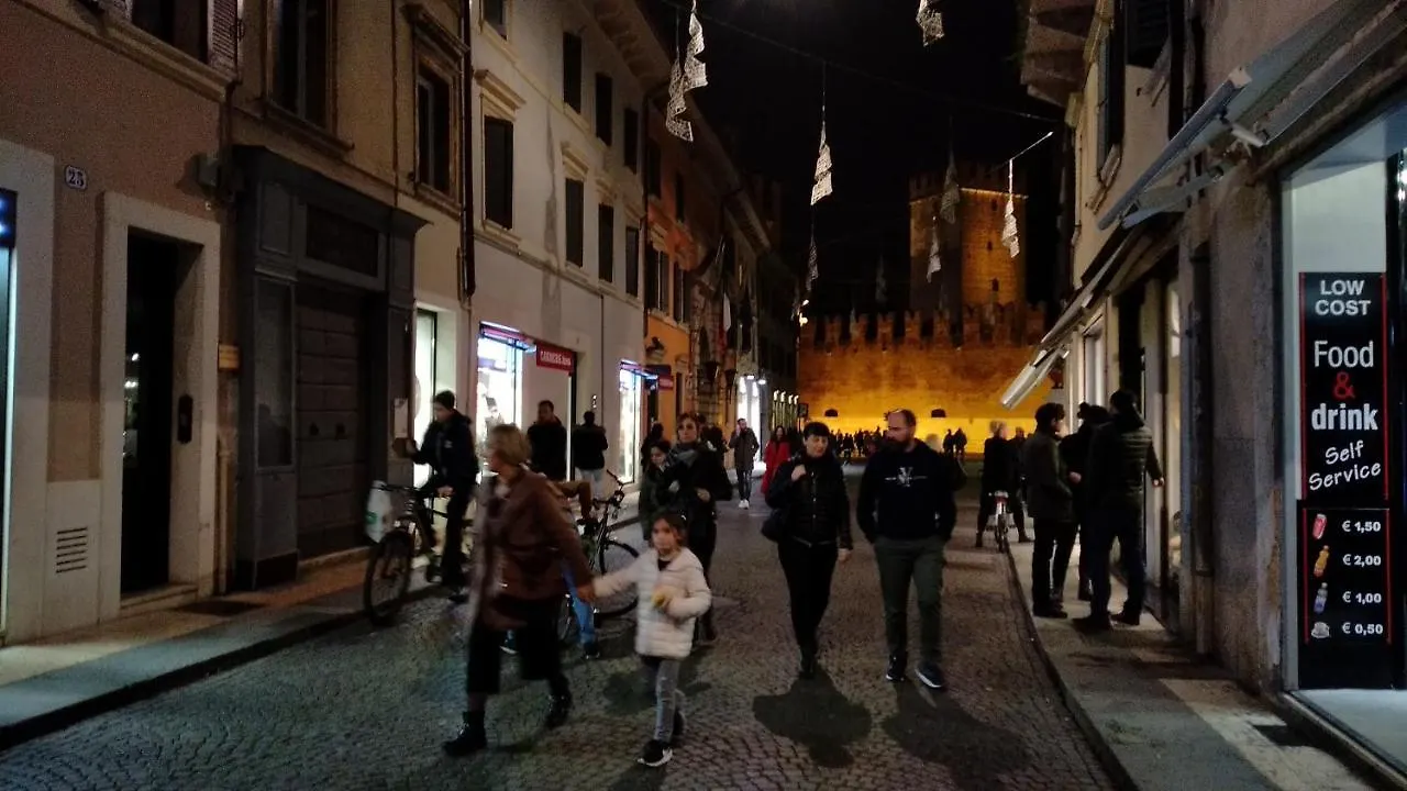 Marconi Rooms Alloggio Segreto Werona