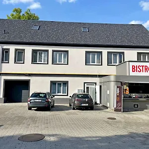 https://apartment-gato.marianskelaznehotels.net