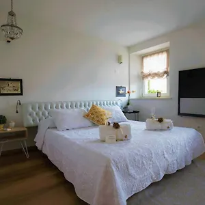 In Casa Quarto em Acomodações Particulares