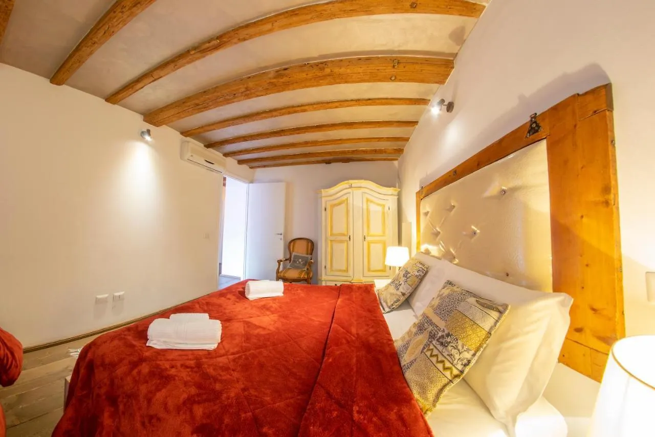 Marconi Rooms Alloggio Segreto Verona