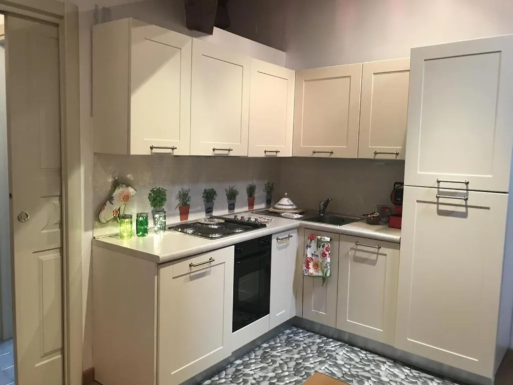 Marconi Rooms Alloggio Segreto Verona Apartmán