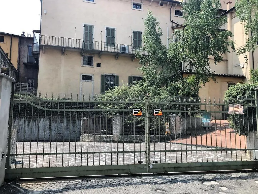 Marconi Rooms Alloggio Segreto Verona