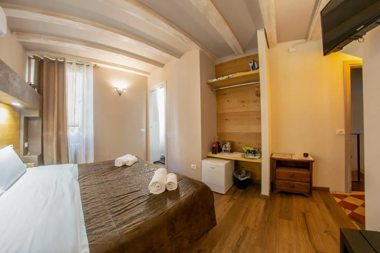 Marconi Rooms Alloggio Segreto 维罗纳