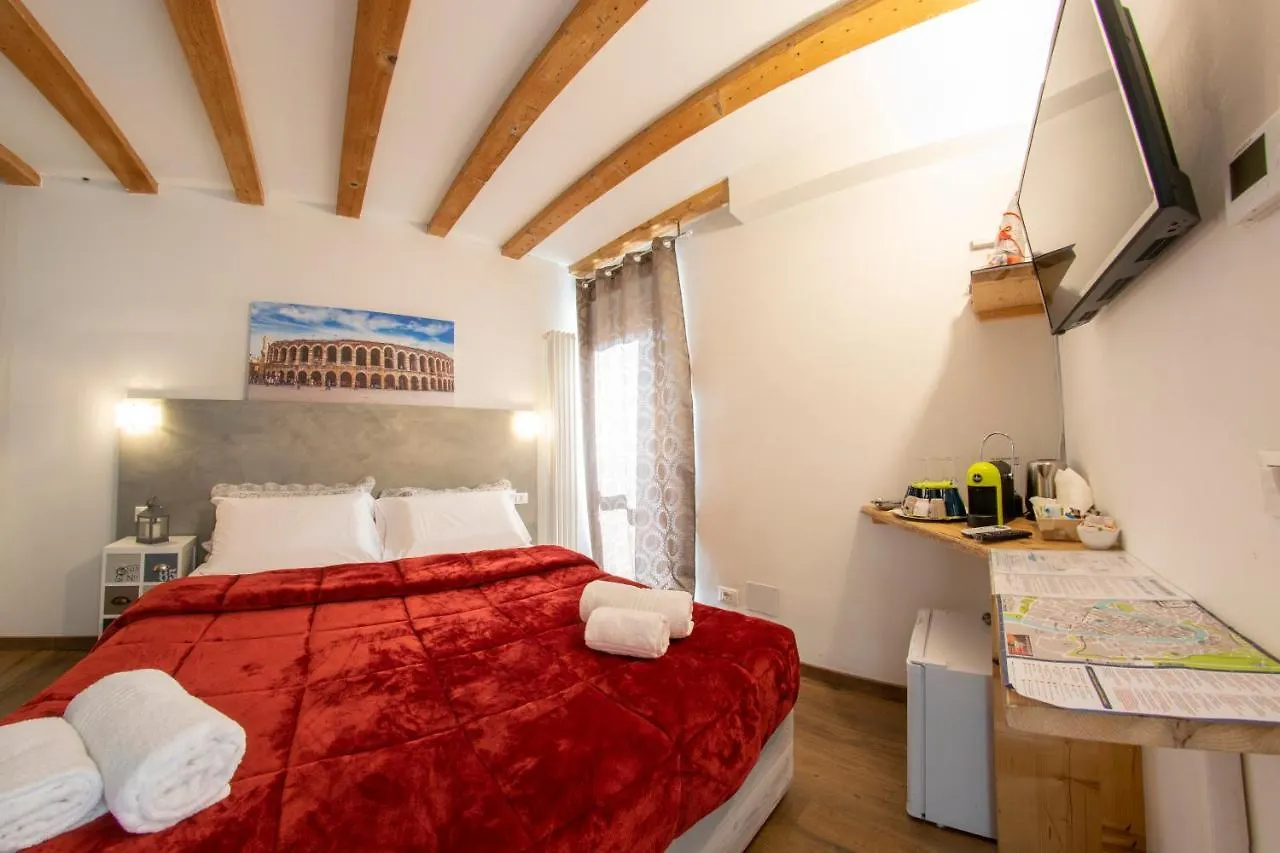 Marconi Rooms Alloggio Segreto Verona