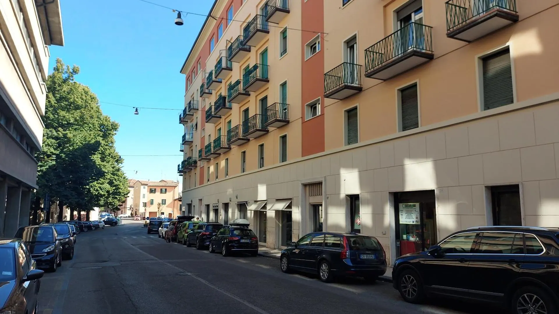 Apartment Marconi Rooms Alloggio Segreto Verona